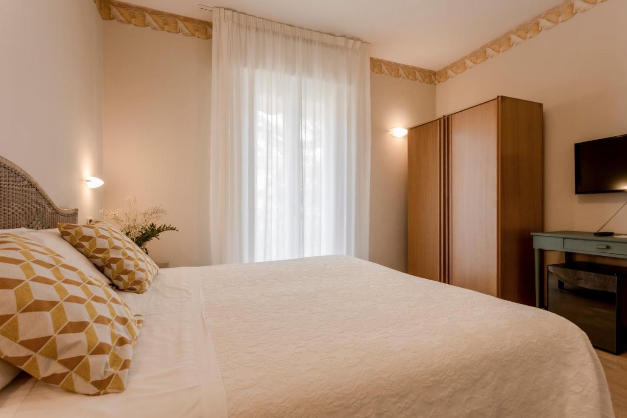 Villa Arizona Milano Marittima Exterior photo