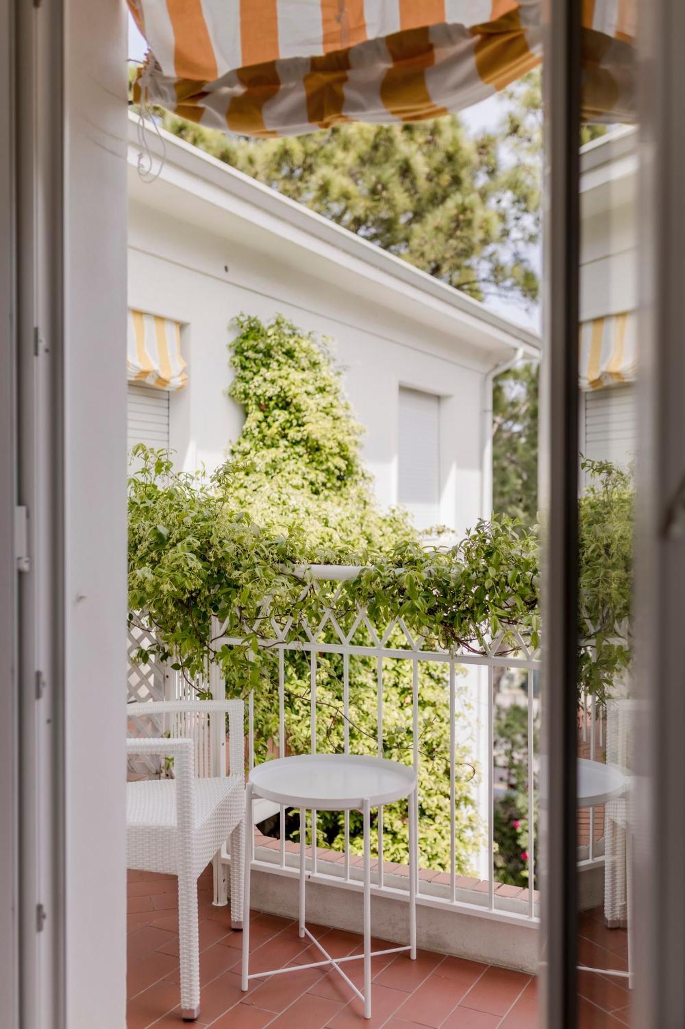 Villa Arizona Milano Marittima Exterior photo